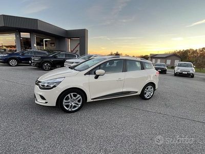 Usata Renault Clio GrandTour 75 CV (55 kW) 2017 Bianco Station wagon