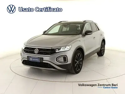 Usata VW T-Roc Sportline 115 CV (84 kW) 2023 Argento SUV