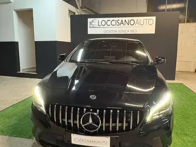 Usata Mercedes CLA200 Business 136 CV (100 kW) 2018 Nero Coupé