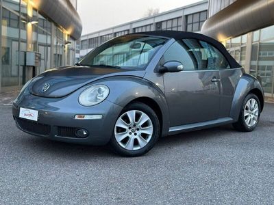 usata VW Beetle New1.9 TDI 105CV Cabrio