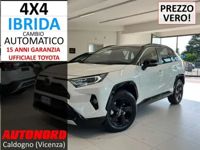 Usata Toyota RAV4 Hybrid Style 222 CV (163 kW) 2019 Bianco SUV