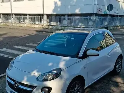 Usata Opel Adam 87 CV (63 kW) 2014 Utilitaria