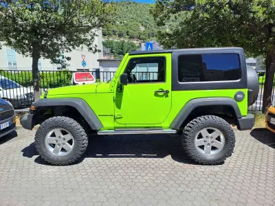 Usata Jeep Wrangler Sahara 200 CV (147 kW) 2012 Verde SUV