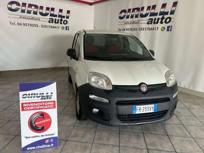 Usata Fiat Panda Pop 80 CV (58 kW) 2018 Bianco pastello Utilitaria