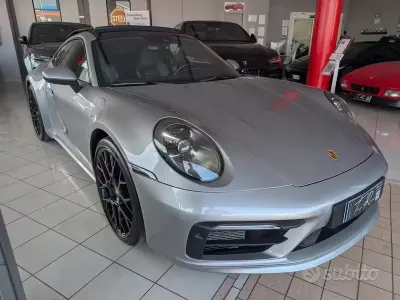 Usata Porsche 911 Carrera 4 Chrono 524 CV (385 kW) 2021 Grigio Coupé