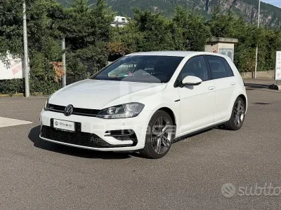 Usata VW Golf VII Sport 150 CV (110 kW) 2018 Bianco Utilitaria