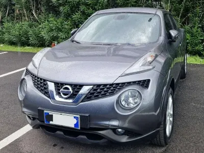Usata Nissan Juke Tekna 110 CV (80 kW) 2018 Grigio SUV
