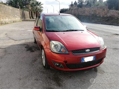 Usata Ford Fiesta 2006 Utilitaria