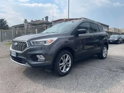 Occasion Ford Kuga Titanium 150 ch (110 kW) 2017 Gris SUV