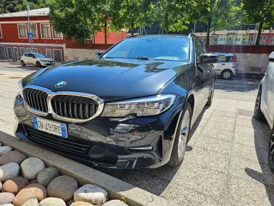 Usata BMW 320 Advantage 190 CV (139 kW) 2021 Nero Station wagon