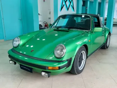 Usata Porsche 911SC 188 CV (138 kW) 1975 Verde vipera zincato Utilitaria