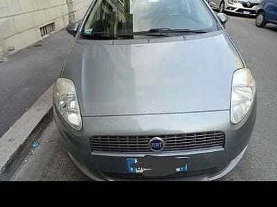 Usata Fiat Grande Punto 75 CV (55 kW) 2007 Grigio Utilitaria
