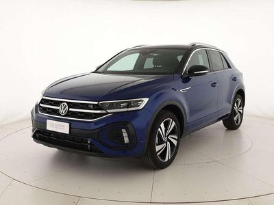 Usata VW T-Roc R-line 150 CV (110 kW) 2025 Lapiz blue metallizzato nero SUV