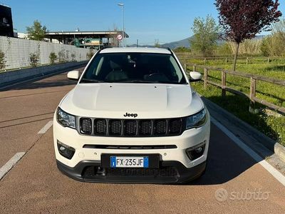 Usata Jeep Compass Night Eagle 140 CV (102 kW) 2019 Bianco SUV