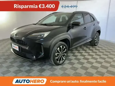 Käytetty Toyota Yaris Cross Trend 92 HP (67 kW) 2023 Musta Katumaasturi