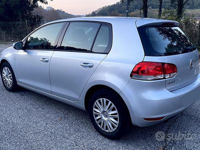 Usata VW Golf VI Trendline 105 CV (77 kW) 2010 Grigio Utilitaria