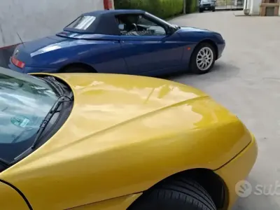 Usata Alfa Romeo Spider 192 CV (141 kW) 2000 Bluazzurro Cabrio