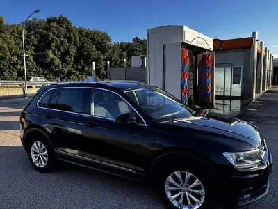 Usata VW Tiguan 150 CV (110 kW) 2019 Nero SUV