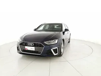Usata Audi A4 S-Line 204 CV (150 kW) 2024 Blu navarra metallizzato Station wagon