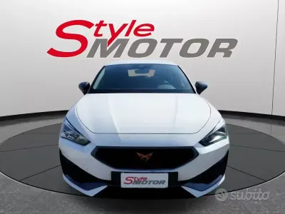 Usata Cupra Leon 150 CV (110 kW) 2024 Bianco Berlina