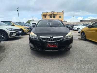 Brugt Opel Astra 101 HK (74 kW) 2010 Sort Sedan