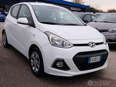 Usata Hyundai i10 66 CV (48 kW) 2014 Bianco Utilitaria