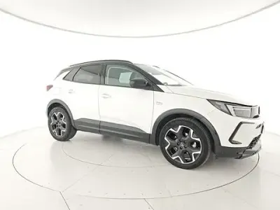 Usata Opel Grandland X 131 CV (96 kW) 2024 Bianco SUV