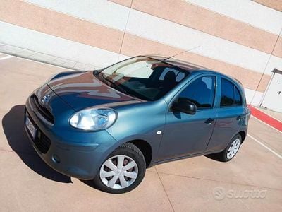 Usata Nissan Micra 80 CV (58 kW) 2012 Grigio Utilitaria