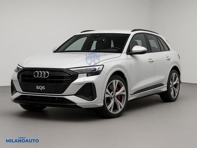Usata Audi SQ6 e-tron Ambiente 359 kW (489 CV) 2025 Bianco SUV