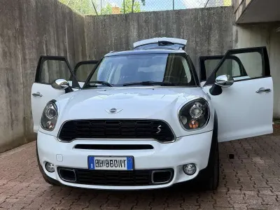 Usata Mini Cooper S Countryman 184 CV (135 kW) 2012 Bianco SUV