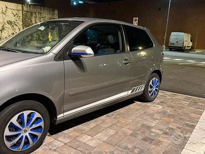 Usata VW Polo Comfortline 86 CV (63 kW) 2005 Grigio Utilitaria