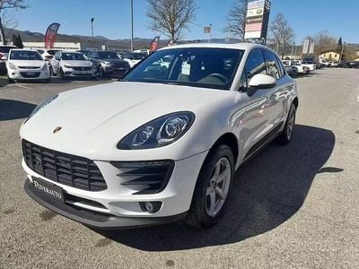 Gebraucht Porsche Macan 252 PS (185 kW) 2018 Weiß SUV