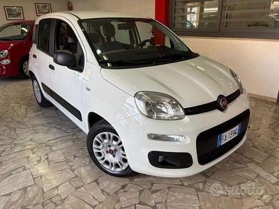 Usata Fiat Panda Easy 95 CV (69 kW) 2015 Bianco Utilitaria