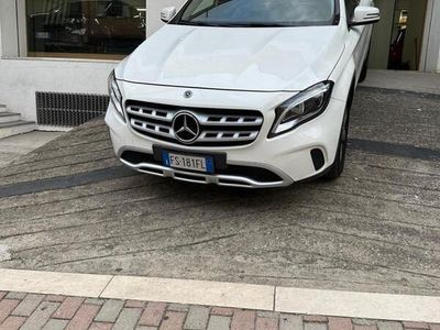 Mercedes GLA200