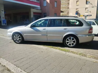 Usata Jaguar X-type Executive 194 CV (142 kW) 2005 Argento Station wagon