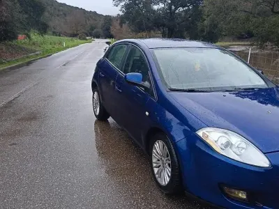 Usata Fiat Bravo 120 CV (88 kW) 2009 Blu Utilitaria