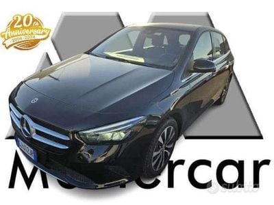 Usata Mercedes B250e Business 160 CV (117 kW) 2022 Nero Monovolume