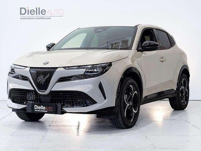 Nuova Alfa Romeo GT Junior Ti 145 CV (106 kW) 2026 Beige metallizzato SUV