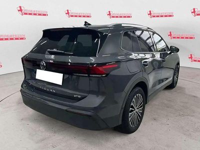 Usata VW Tiguan Life 150 CV (110 kW) 2024 Grigio SUV