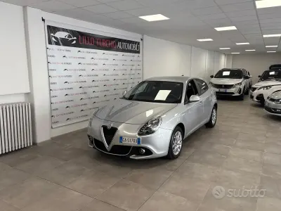 Second-hand Alfa Romeo Giulietta Business 120 CP (88 kW) 2020 Gri Hatchback