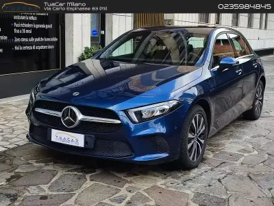 Usata Mercedes A250 Business 160 CV (117 kW) 2020 Blu/azzurro Berlina