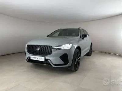 Nuova Volvo XC60 Ultra 252 CV (185 kW) 2026 Grigio SUV