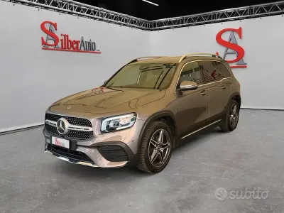 Usata Mercedes GLB200 Premium 150 CV (110 kW) 2022 Grigio SUV