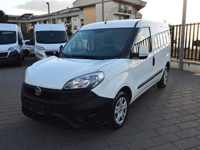 Usata Fiat Doblò 90 CV (66 kW) 2015 Bianco Monovolume