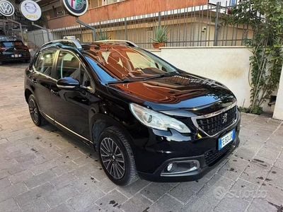 Usata Peugeot 2008 Allure 82 CV (60 kW) 2016 Nero SUV