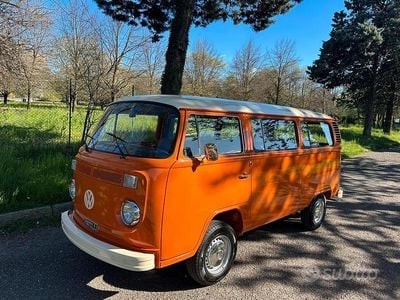 Begagnad VW T2 50 HK (36 kW) 1970 Van
