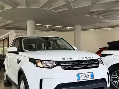 Usata Land Rover Discovery HSE Luxury 241 CV (177 kW) 2018 Bianco SUV