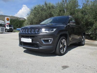 Usata Jeep Compass Limited 140 CV (102 kW) 2019 Grigio SUV