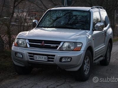 Usata Mitsubishi Pajero 2001 Grigio SUV