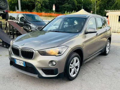 Usata BMW X1 Advantage 116 CV (85 kW) 2017 Beige SUV